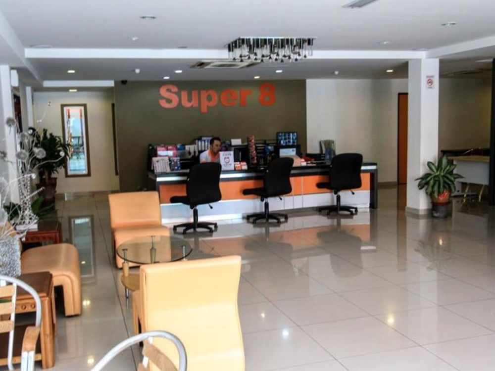Super 8 Hotel @ Georgetown George Town Exterior foto