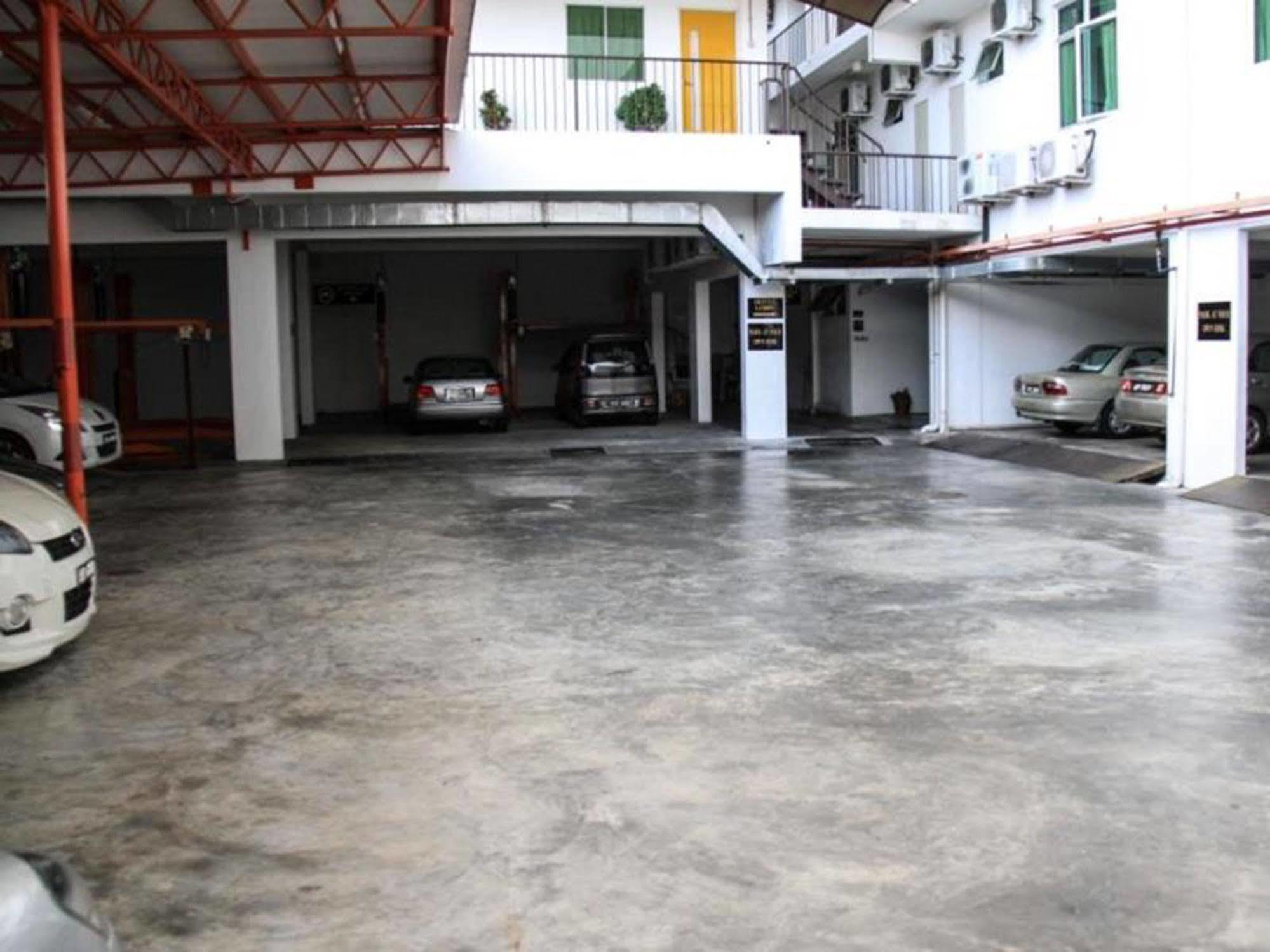 Super 8 Hotel @ Georgetown George Town Exterior foto